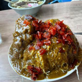 カツカレー 普通盛り(中華料理萬来(ばんらい))
