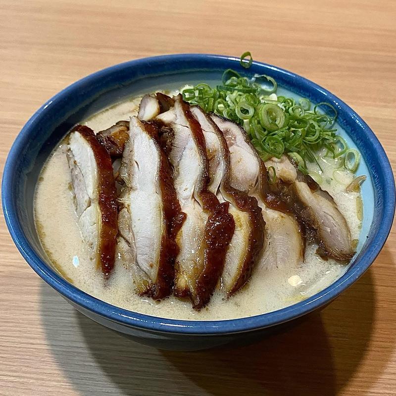 鶏チャーシューパイ湯麺(ラーメンはるちゃん )