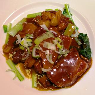 豚の角煮(完全個室居酒屋 餃子酒場 東順 大宮東口店)