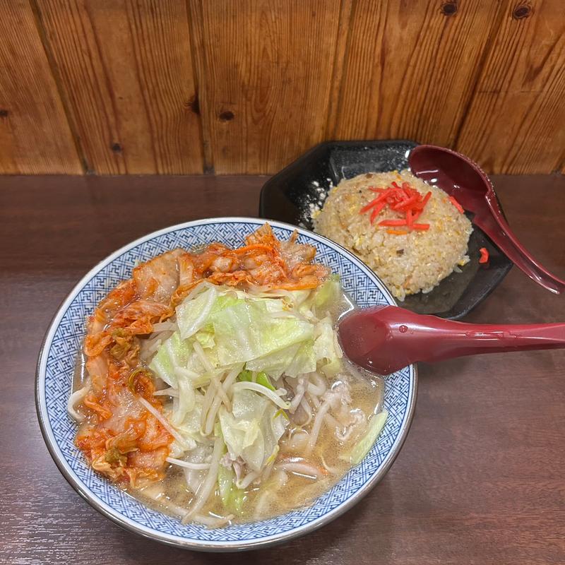 キムチ入りちゃんぽんセット(ラーメン本気 （ラーメンマジ）)