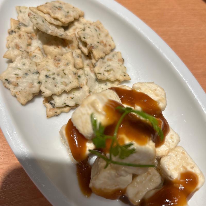 クリームチーズの山葵和え＆山葵クラッカー(ヱビスバー 札幌アピア店 (YEBISU BAR Sapporo Apia))