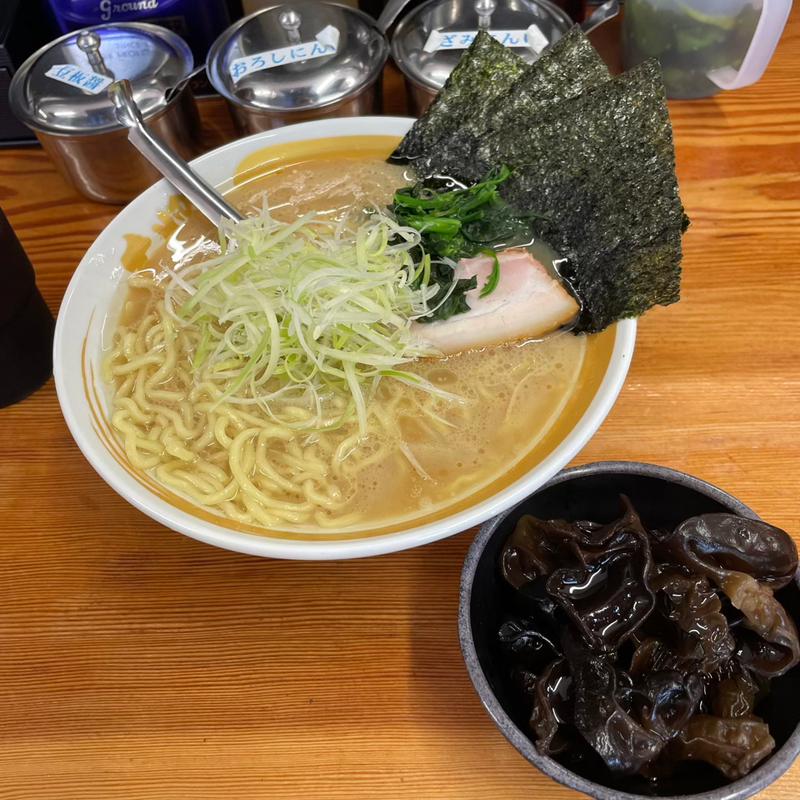 ラーメン(カマリヤ大将)