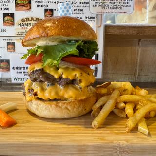 ダブルチーズバーガー(GRABS)