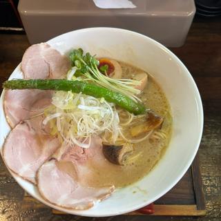 鶏極濃　味玉プラス
