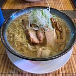 新店舗　つなぐ　煮干中華　大盛