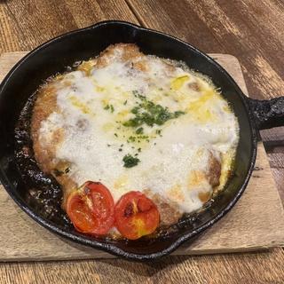釜焼きハンバーグ(ラ ズッカ ディ ナポリ)