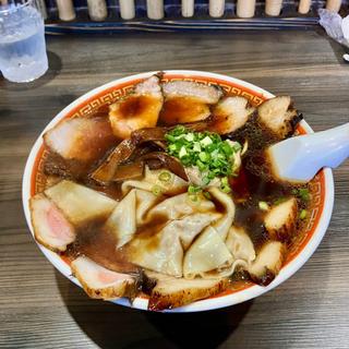 チャーシューワンタンメン