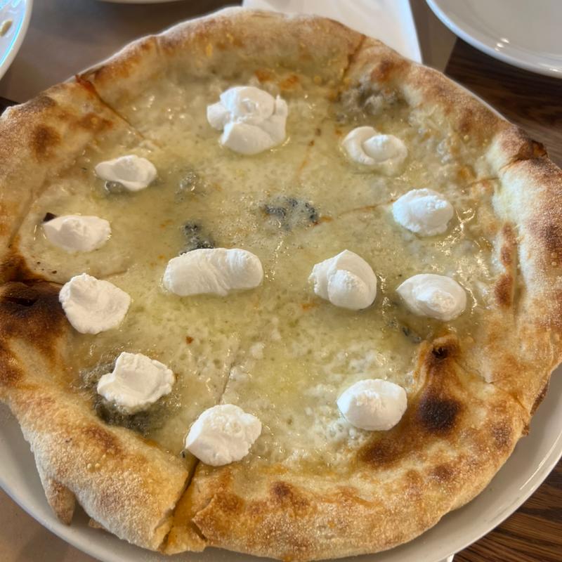 チンクエフォルマッジ(イタリア・バチカンパビリオン)