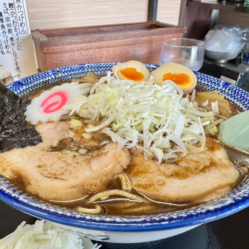 魚介チャーシュー中華そば大盛＋味玉(中華そば 香十)