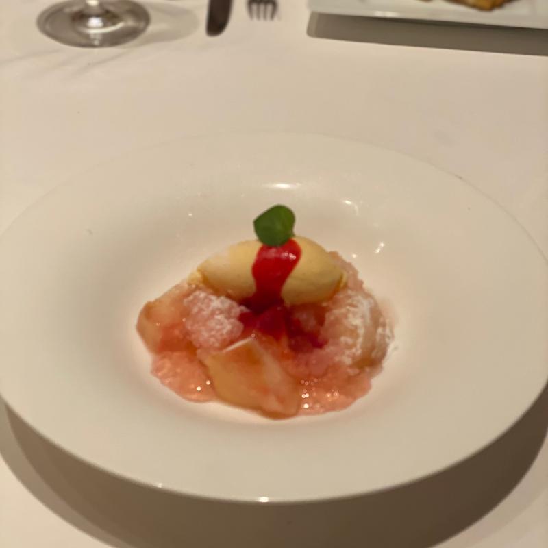 桃のコンポート　ピーチメルバ(Le Nougat)