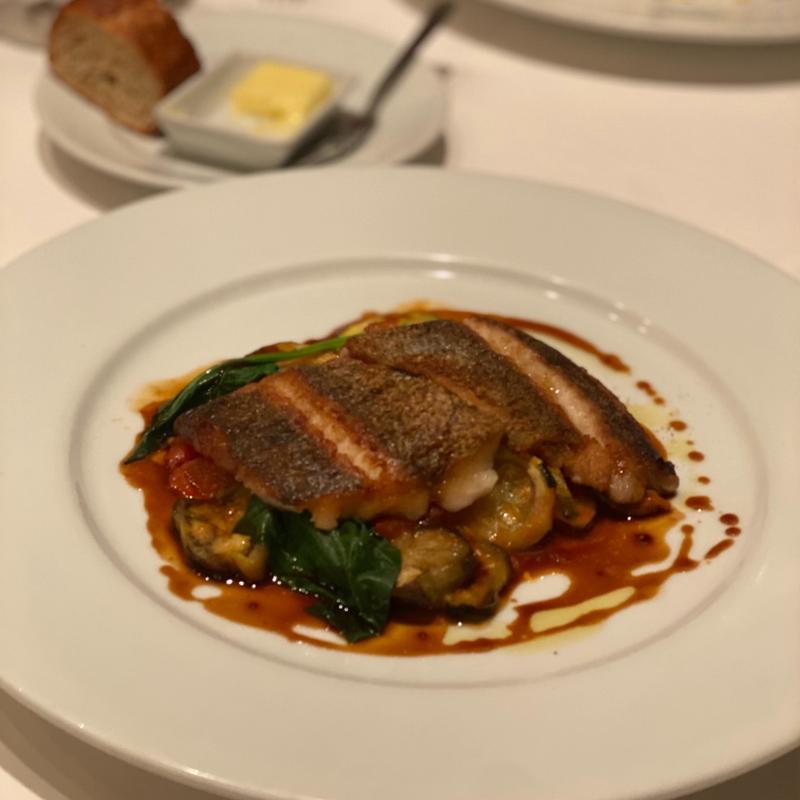 イサキのポワレ　クミン風味　夏野菜のバイエルディ(Le Nougat)