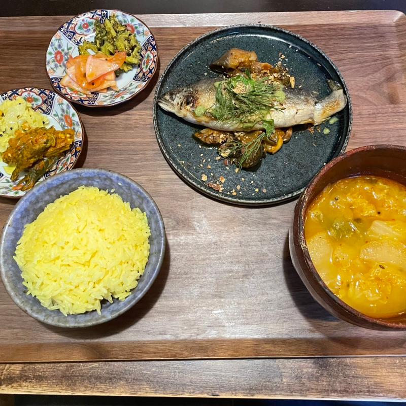 (定食堂 金剛石)