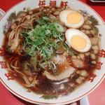 背脂黒醤油ラーメン