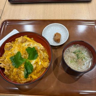 名古屋コーチン親子丼　鶏そばセット