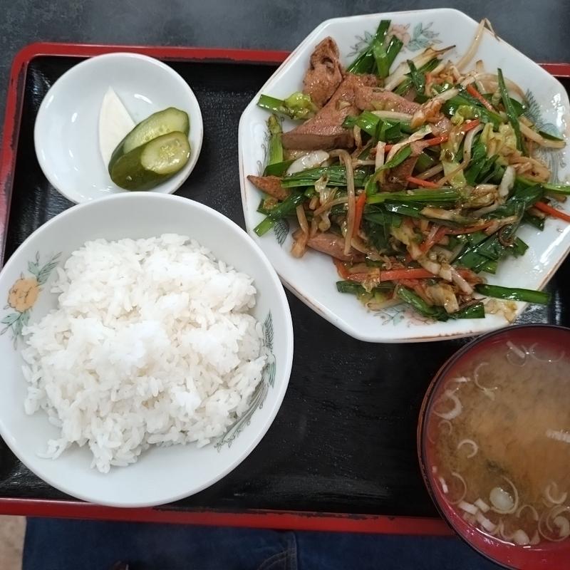 レバニラ炒め定食(福本屋)