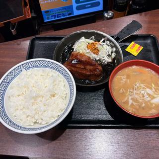 厚切り角煮定食＋豚汁