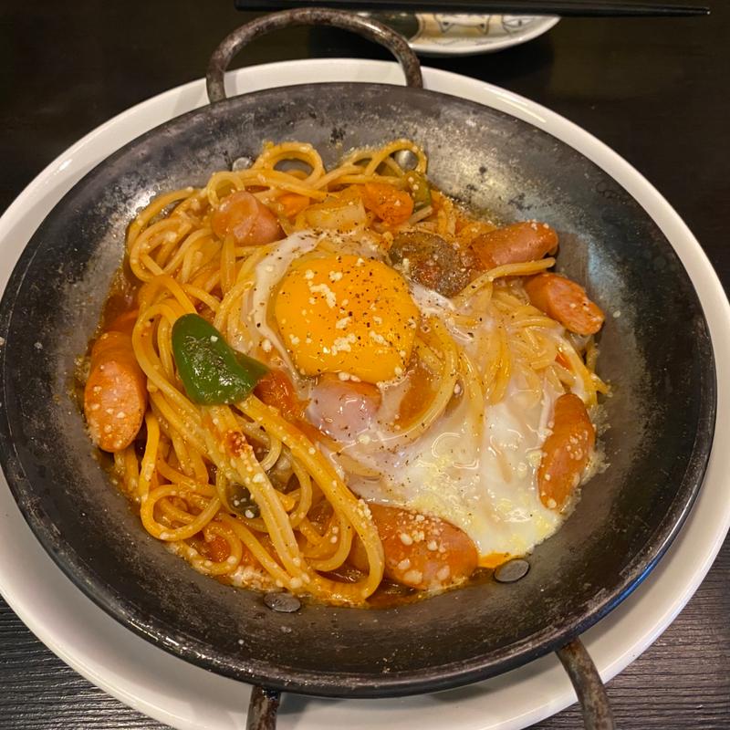 ナポリタン(居酒屋はらぺこ屋)