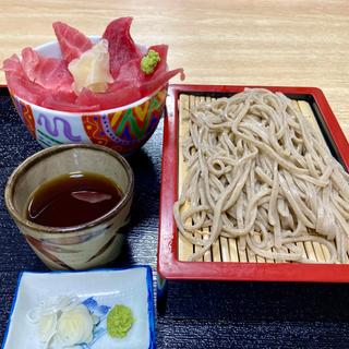 まぐろ丼 そば（冷）