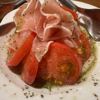 生ハムとトマトのサラダ