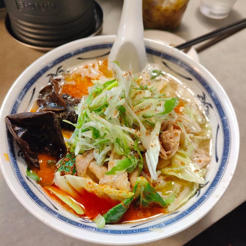 麻辣香湯(ラーメン･餃子 ハナウタ)