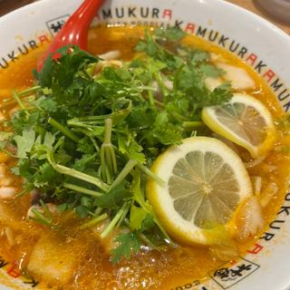 トムヤムクンラーメン(KAMUKURA DiNiNG アトレ恵比寿店)