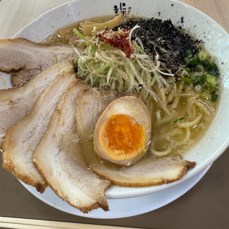 背脂塩チャーシュー大盛(にぼしまじん )