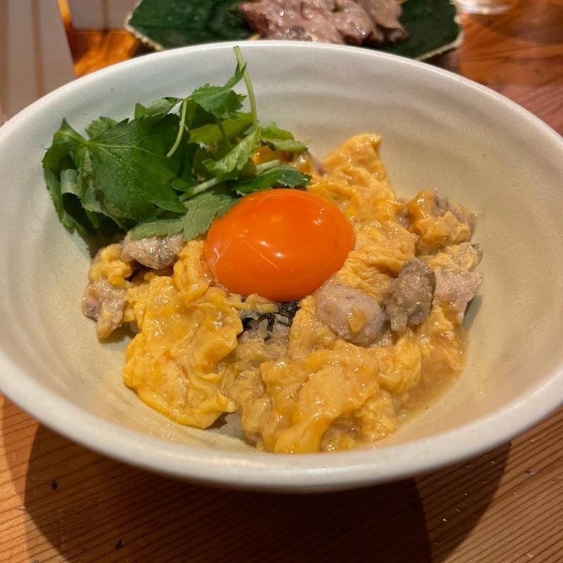 地鶏炭火焼親子丼(焼鳥つかだ 中目黒店)