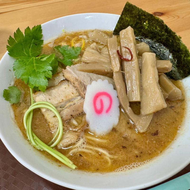 ラーメン中盛り＋メンマ×2(らーめん理庵)