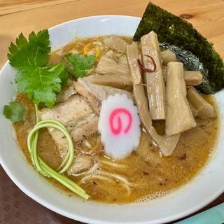 ラーメン中盛り＋メンマ×2(らーめん理庵)