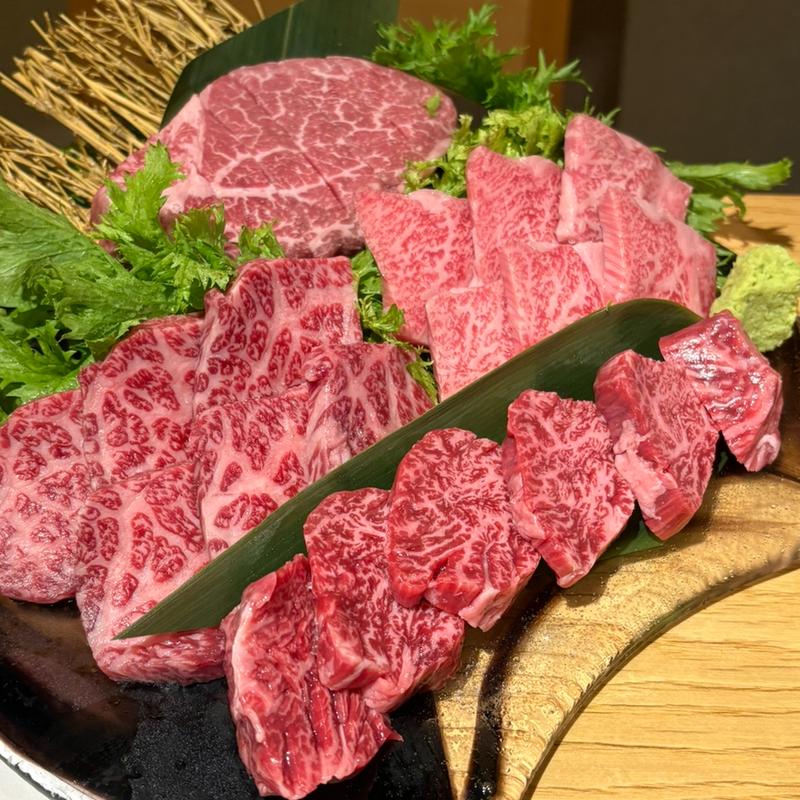 牛肉盛り合わせ(個室 炭火焼肉 有田牛 本店)