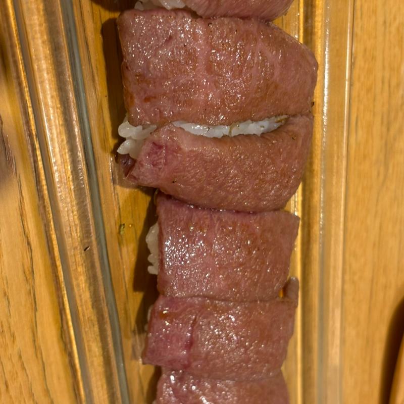 極上炙り寿司(個室 炭火焼肉 有田牛 本店)