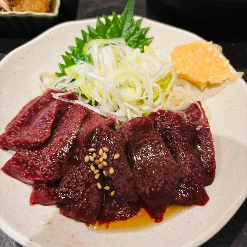 レバ(動物園通りもつ肉店)