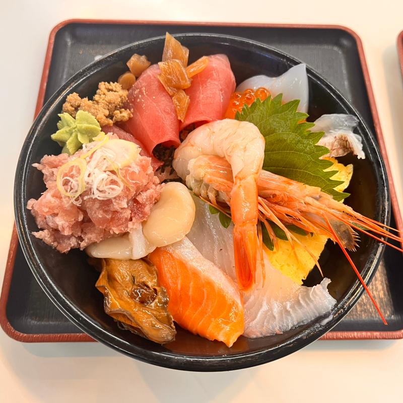 海鮮チラシ丼(松島さかな市場 )