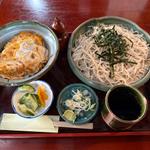 カツ丼　セット　冷たい蕎麦