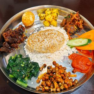 Newari khaja set