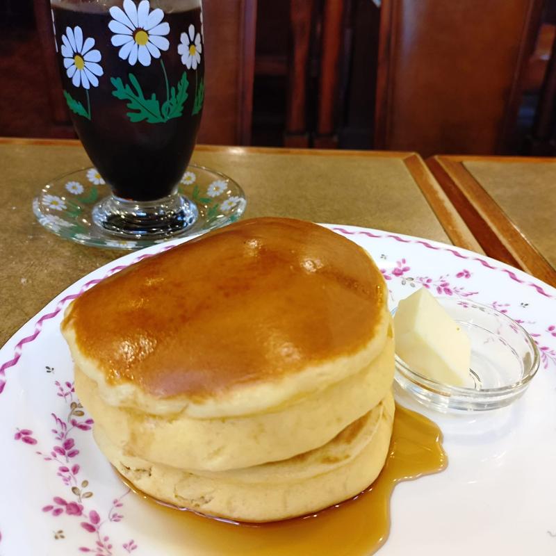 ホットケーキ アイスコーヒー(ブラウン喫茶 デルコッファー（der Koffer）)