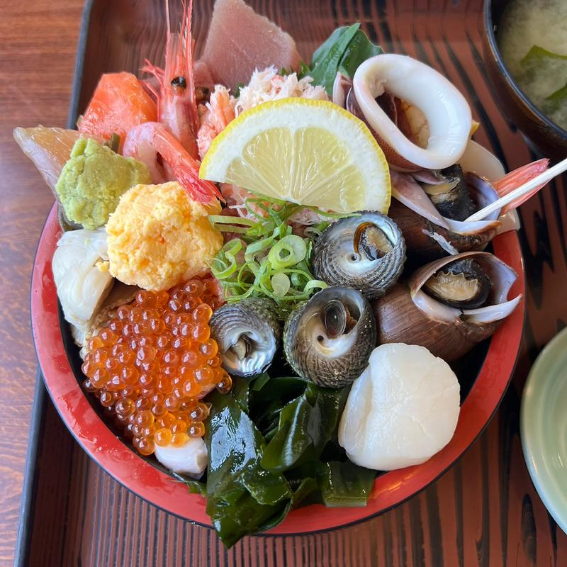 (長浜荘 魚道場 （ながはまそう さかなどうじょう）)