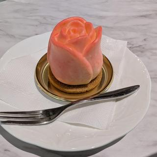 ローズルージュ(レザンジュベイ 山下公園店)