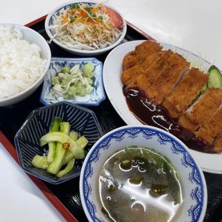 カツ定食(来々軒 牛田店)