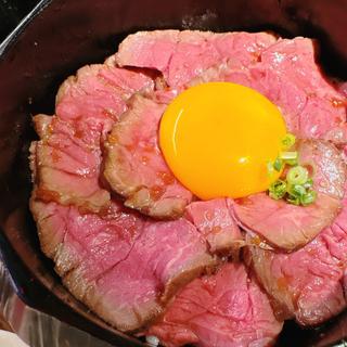 牛ひつまぶし丼(ローストビーフ)