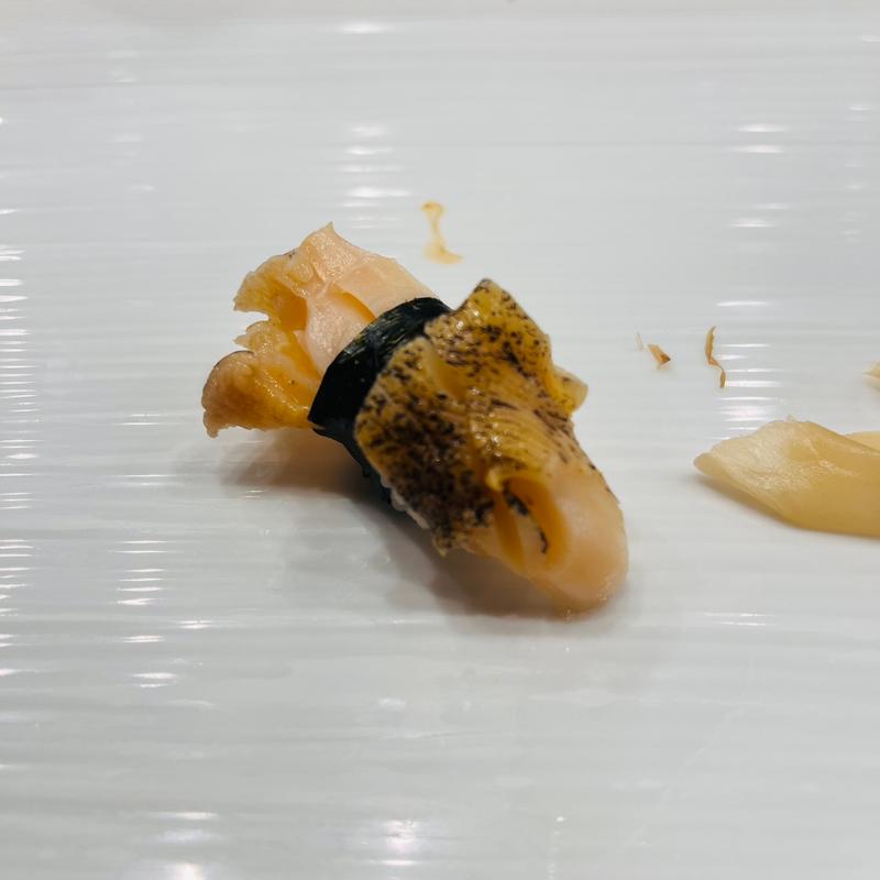 つぶ貝　握り(すしの美登利 旬 代々木上原店)