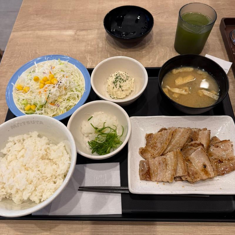 厚切り豚焼肉定食　ポテサラ単品(松屋 足立保塚店 )