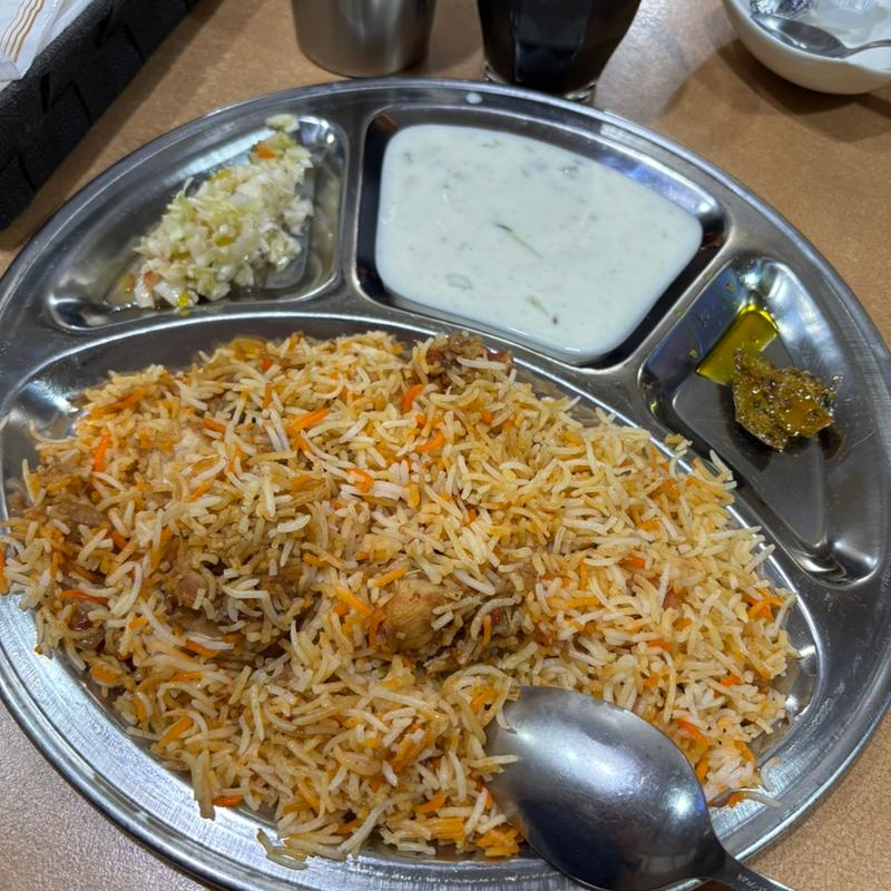 チキンビリヤニセット(Ali's Kitchen アリーズ キッチン)