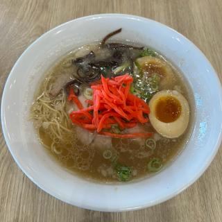 博多豚骨ラーメン味玉入