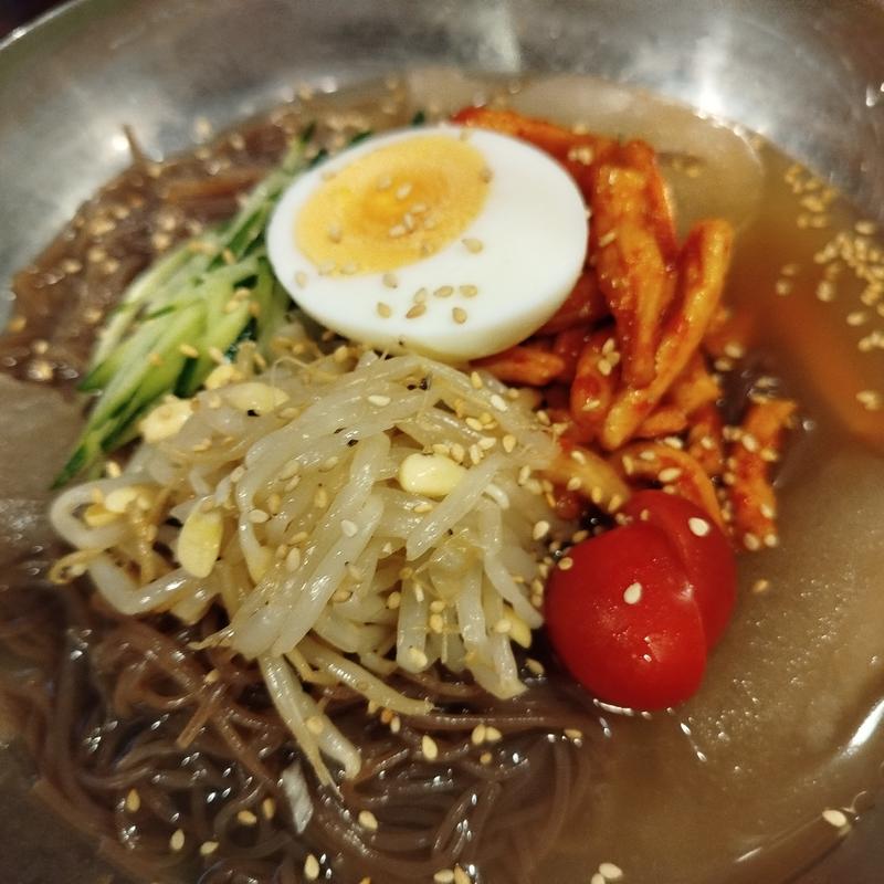 冷麺(炭火焼肉ホルモン みなみ)