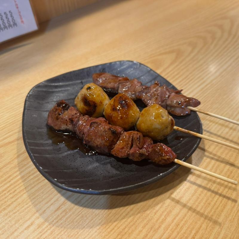 レバ・ハツ・つくね(やきとり酒蔵 庄助本店)