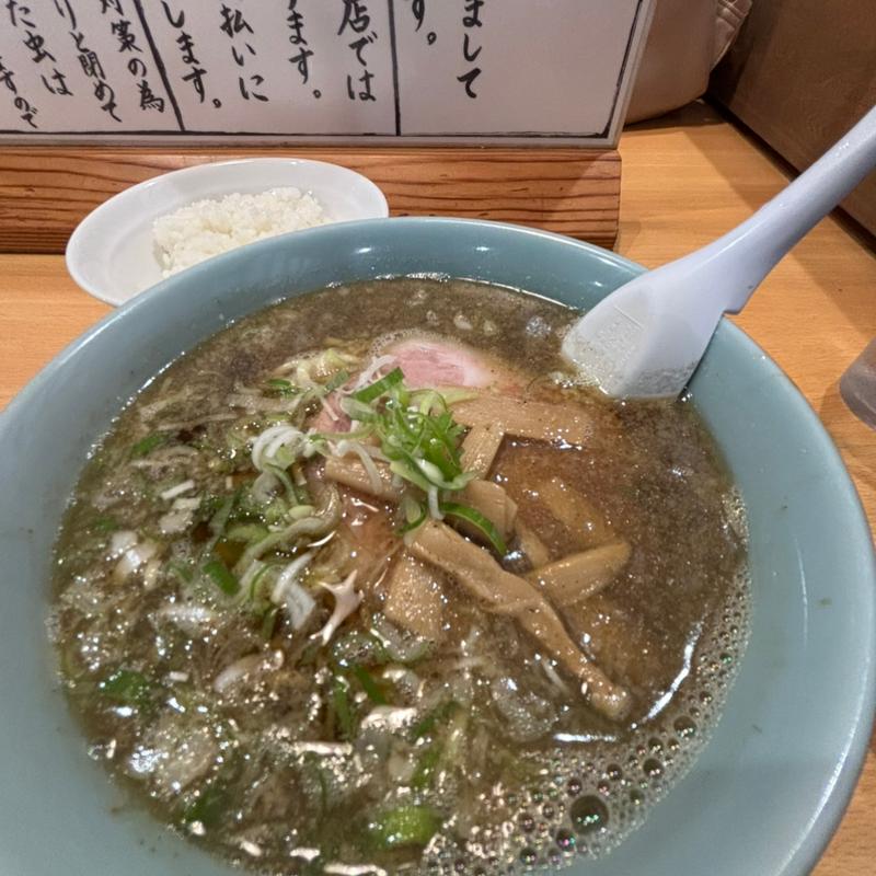 最高の極煮干(背脂増し)(まる鐵二代目)