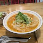 白ごまタンタン麺