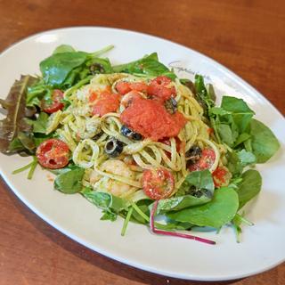 魚介と完熟トマトジェラートのジェノベーゼ