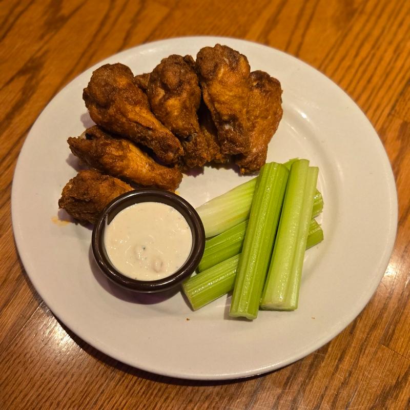 クッカバラ・チキン・ウイング(アウトバック ステーキハウス 梅田店（OUTBACK STEAKHOUSE）)